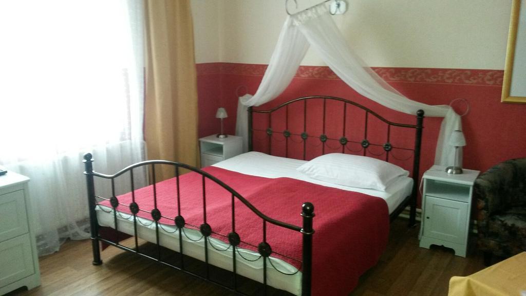 Pension Lucie Prague Extérieur photo